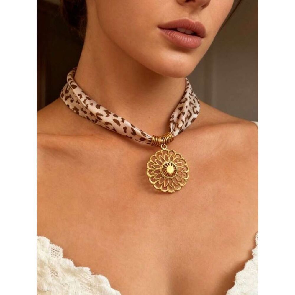 Floral MedallionāScarf Necklace #2555